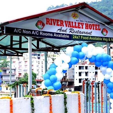 River Valley Hotel Risikés Kültér fotó